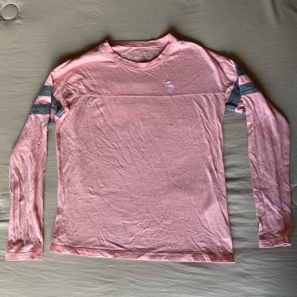abercrombie kids long sleeve pink shirt!!💓